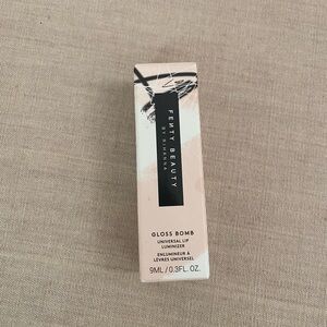Fenty Beauty Gloss Bomb in Fenty Glow